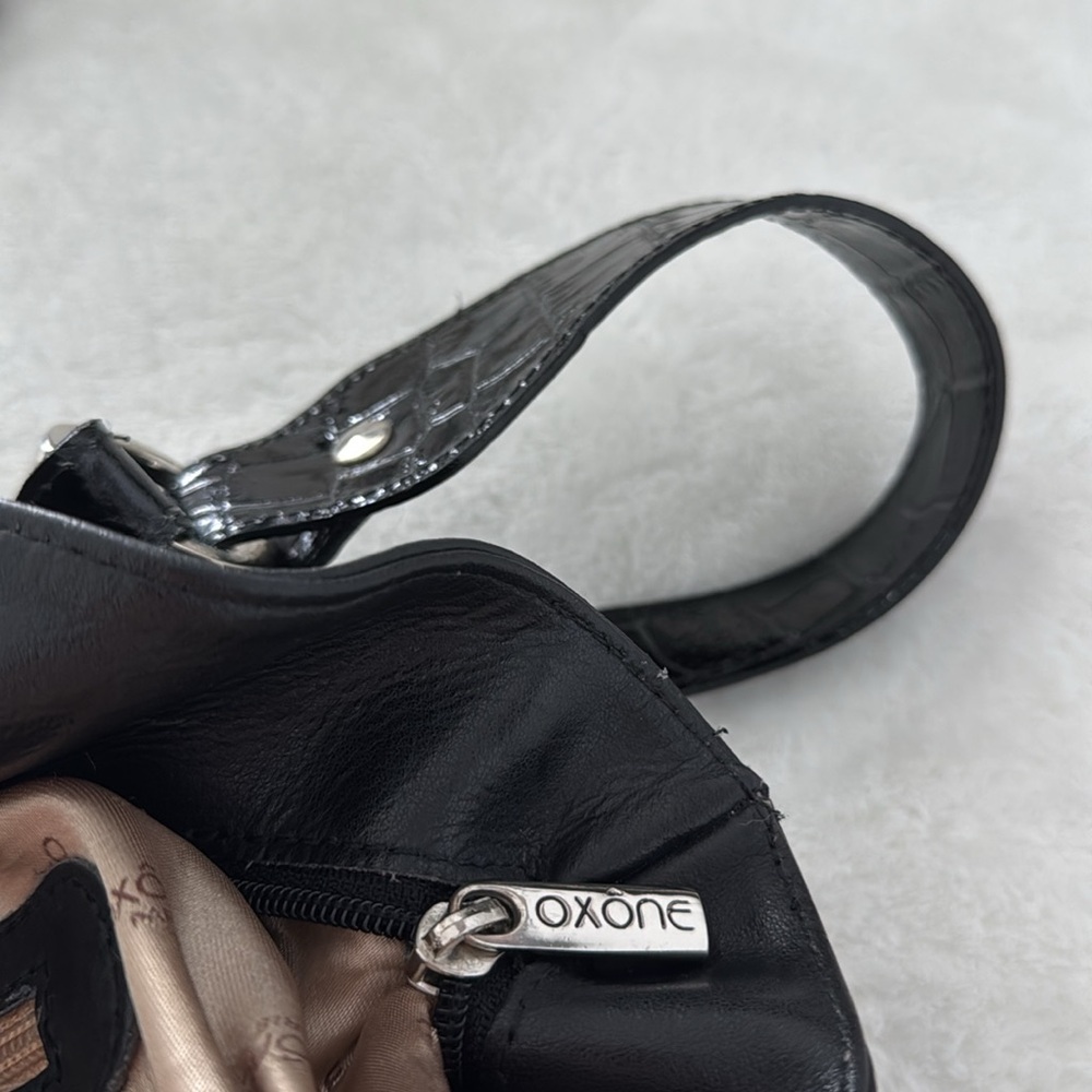 Oxone Leather Statement Bag from Paris France. - Picture 8 of 13